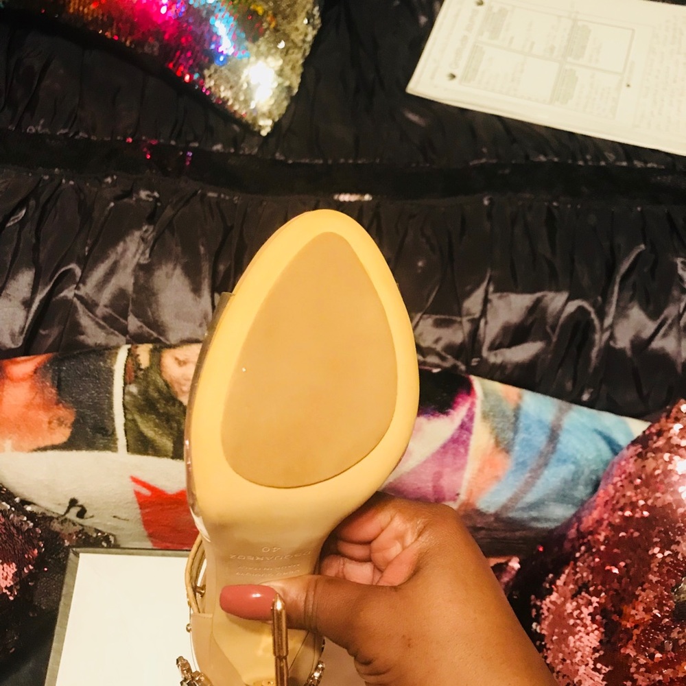 Heels - Picture 4 of 5
